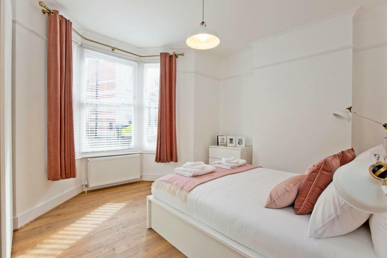 Highbury Fieldway Apartment Лондон Екстериор снимка